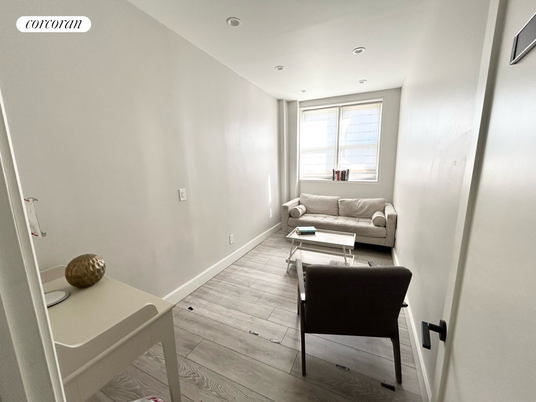 DE Listing image placeholder