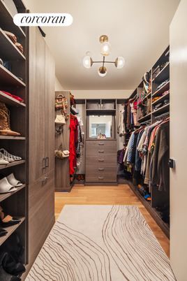 Interior, Pendant Lights, Walk-in Closets, Wood Texture Flooring
