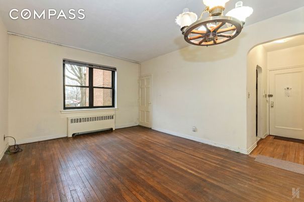 Chandelier, Empty room, Interior, Wood Texture Flooring
