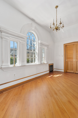 Chandelier, Empty room, Interior, Wood Texture Flooring