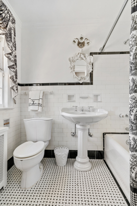 Bathroom, Free Standing Baths, Interior