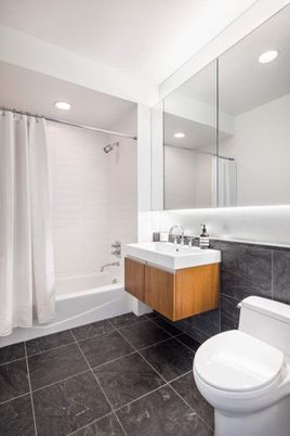 Bathroom, Interior, Recessed Lighting
