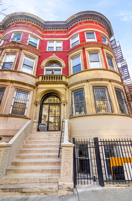 Exterior, Facade, Rowhouse