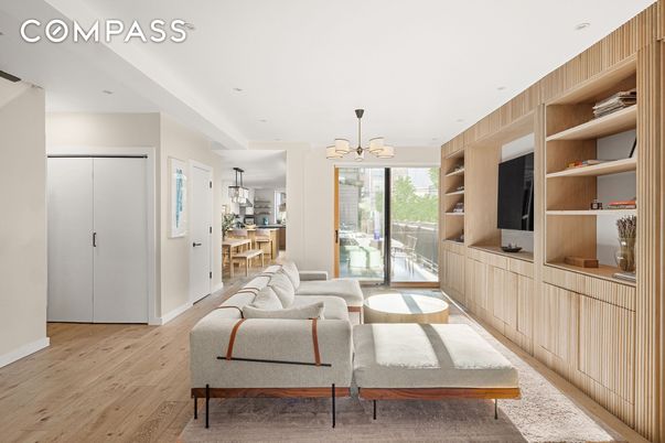 Interior, Living room, Pendant Lights, Recessed Lighting, Wood Texture Flooring