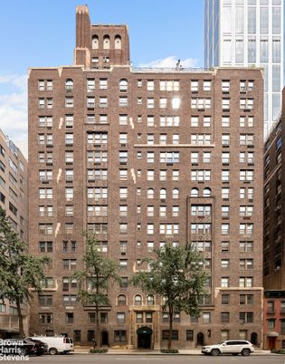 Exterior, Facade, Condo Building