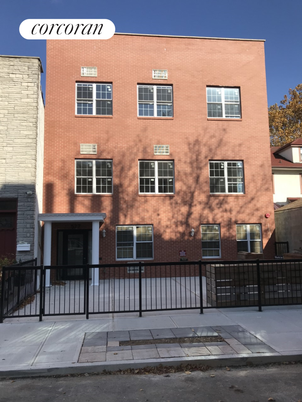 Exterior, Facade, Brick Facade, Rowhouse