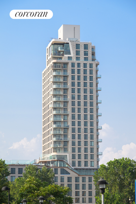 Exterior, Facade, Highrise