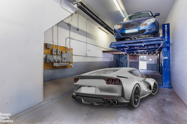 Garage, Interior