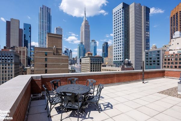 Exterior, Other, Skyline