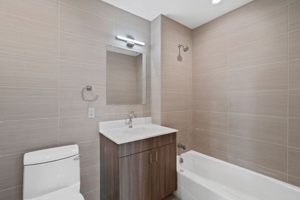 Bathroom, Interior, Recessed Lighting