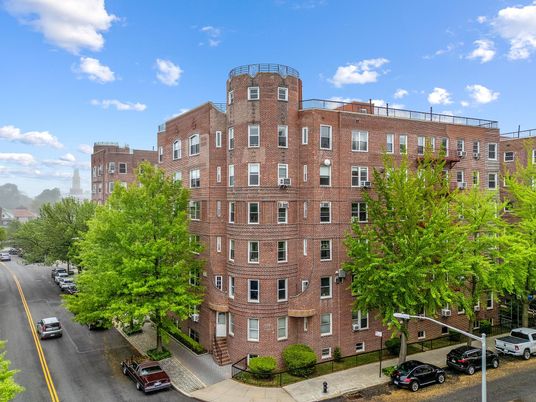 Exterior, Facade, Condo Building