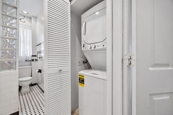 Interior, Recessed Lighting, Utility Closets, Washer