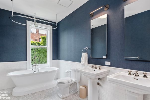 Bathroom, Dual Sink Vanities, Free Standing Baths, Interior