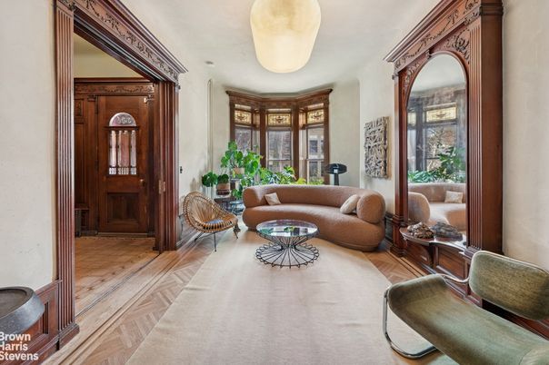 Interior, Living room, Pendant Lights, Wood Texture Flooring