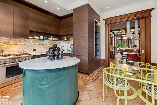 Dining room, Interior, Kitchen, Recessed Lighting, Stainless Steel Appliances