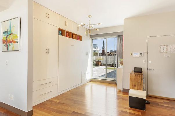 Interior, Pendant Lights, Wood Texture Flooring