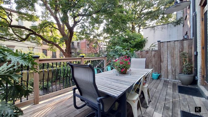 Exterior, Wood Texture Flooring