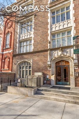 Exterior, Facade, Brick Facade, Rowhouse
