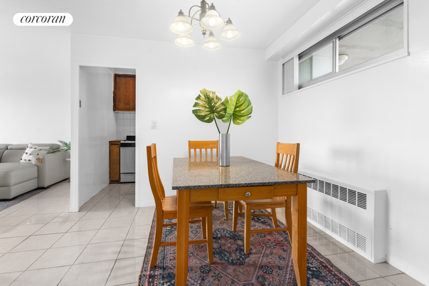 Chandelier, Dining room, Interior