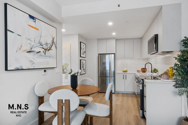 Dining room, Interior, Kitchen, Recessed Lighting, Stainless Steel Appliances, Wood Texture Flooring
