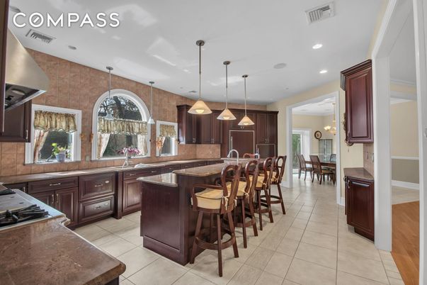 Dining room, Interior, Kitchen, Pendant Lights, Recessed Lighting