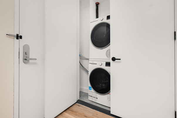 Interior, Utility Closets, Washer, Wood Texture Flooring