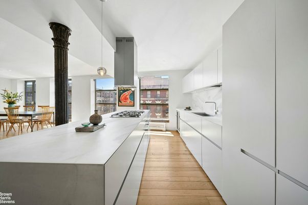 Dining room, Interior, Kitchen, Pendant Lights, Recessed Lighting, Wood Texture Flooring