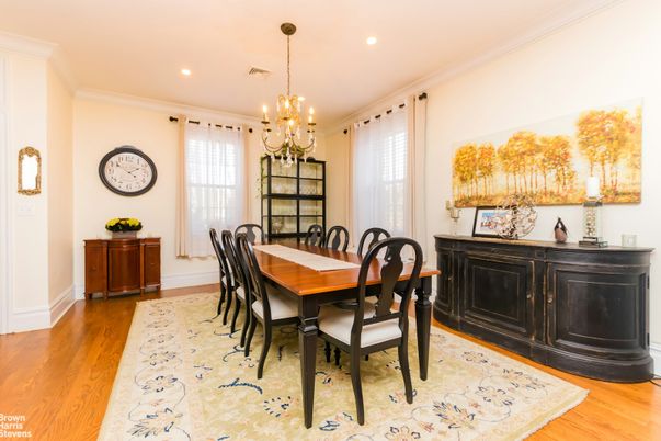 Chandelier, Dining room, Interior, Recessed Lighting, Wood Texture Flooring