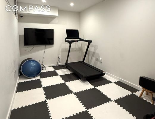 Fitness Equipment, Interior, Recessed Lighting