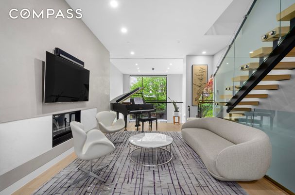 Interior, Living room, Piano, Recessed Lighting, Wood Texture Flooring