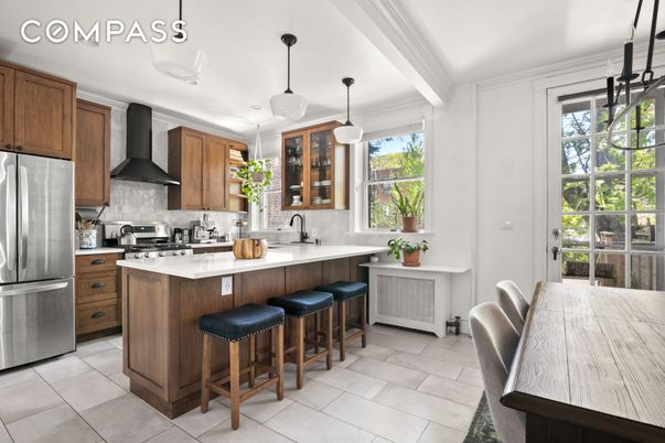 Interior, Kitchen, Pendant Lights, Stainless Steel Appliances