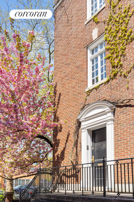 Exterior, Facade, Brick Facade, Rowhouse