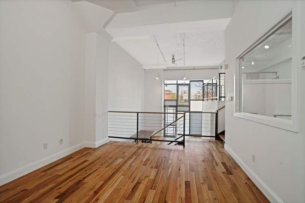 Interior, Pendant Lights, Wood Texture Flooring