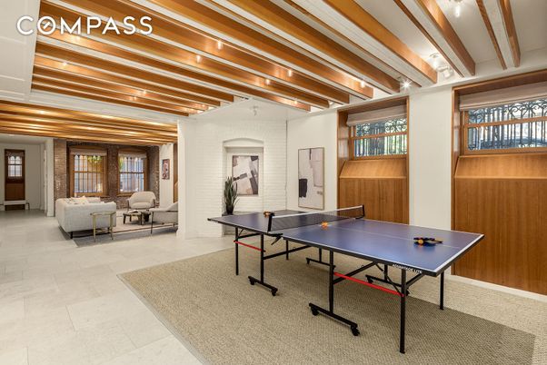 Game Room, Interior, Wooden Beams