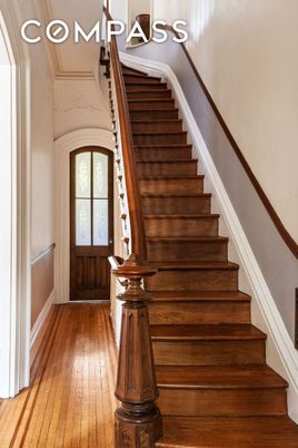 Interior, Pendant Lights, Wood Texture Flooring