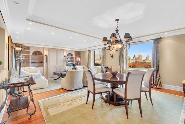 Chandelier, Dining room, Interior, Living room, Recessed Lighting, Wood Texture Flooring