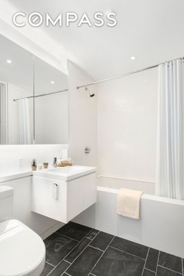 Bathroom, Interior, Recessed Lighting