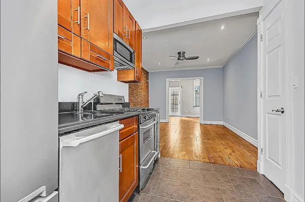 Interior, Kitchen, Recessed Lighting, Wood Texture Flooring