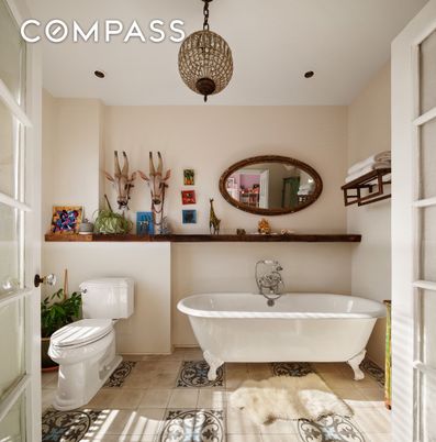 Bathroom, Free Standing Baths, Interior, Recessed Lighting