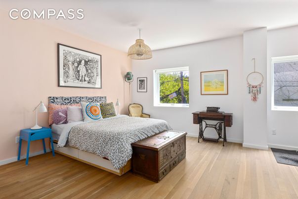Bedroom, Interior, Pendant Lights, Wood Texture Flooring