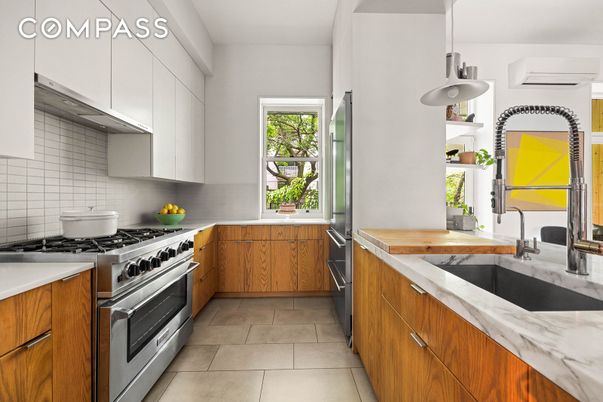 Interior, Kitchen, Pendant Lights, Stainless Steel Appliances