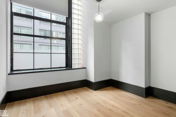 Empty room, Interior, Pendant Lights, Wood Texture Flooring