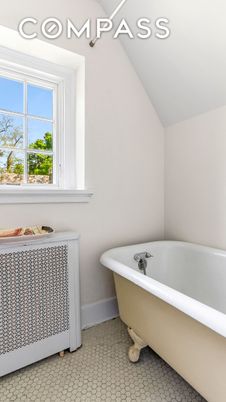 Bathroom, Free Standing Baths, Interior, Recessed Lighting