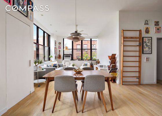 Dining room, Fireplace, Interior, Recessed Lighting, Wood Texture Flooring