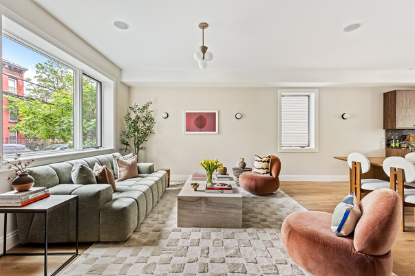 Interior, Living room, Pendant Lights, Recessed Lighting, Wood Texture Flooring