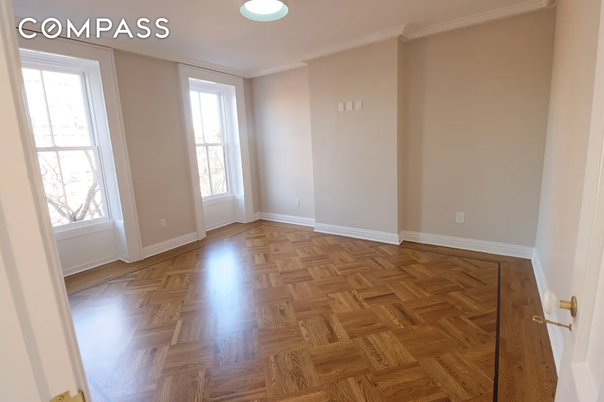 DE Listing image placeholder