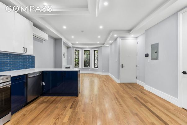 Interior, Recessed Lighting, Wood Texture Flooring