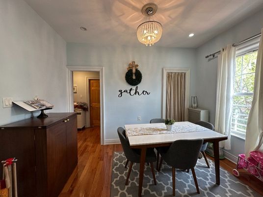 Chandelier, Dining room, Interior, Recessed Lighting, Wood Texture Flooring