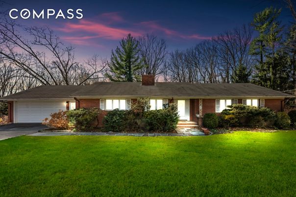 Attached, Exterior, Facade, Brick Facade, Ranch