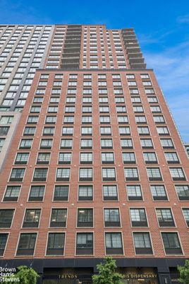 Exterior, Facade, Condo Building
